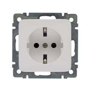 Auf dem Bild ist die LEGRAND 776222 beschr. SCHUKO-Steckdose Creo mit Berührungsschutz zu sehen