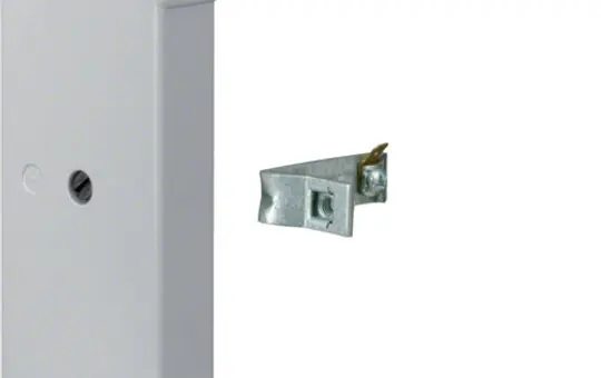 HAGER L61447035 tehalit Brüstungskanal-Endplatte 80 mm, Zinkdruckguss, für Aluminiumkanäle | lichtgrau | 70x170 mm