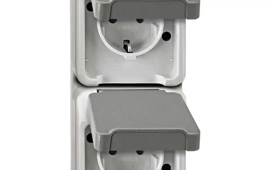 MERTEN MEG2329-8029 SCHUKO-Steckdose AQUASTAR 2-fach, senkrecht | lichtgrau