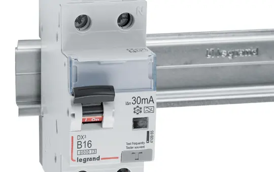 LEGRAND 410965 DX³ FI/LS-Schalter Typ A 30 mA B-Char. 16 A, 6 kA