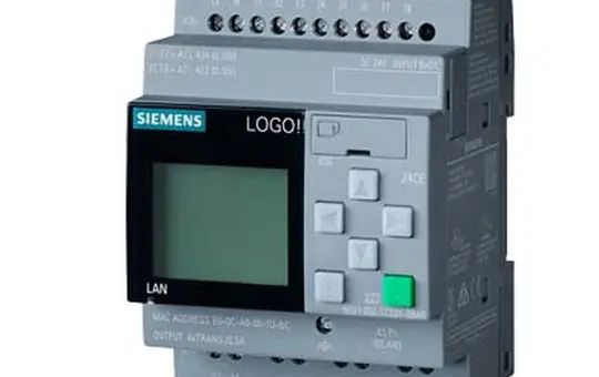 SIEMENS 6ED10521CC080BA2 LOGO! Basismodul 24 V mit Display, 8 DE (4 AE)/4DA, Transistoren
