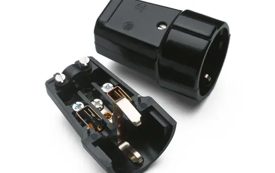THPG 139448 Kupplung Duroplast Schutzkontakt | schwarz
