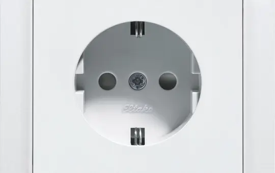 ELTAKO DSS55E-pm Schutzkontakt-Steckdose im E-Design55 | polarweiß matt