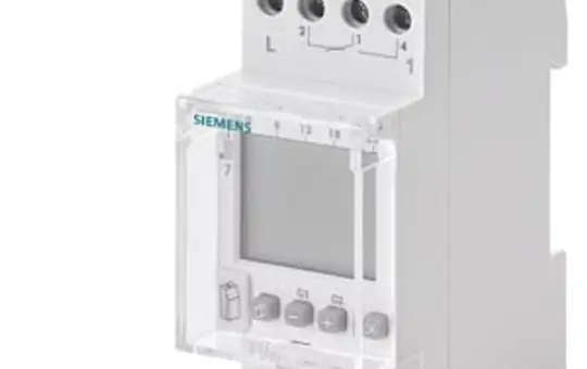 SIEMENS 7LF4532-0 Digitale Wochenzeitschaltuhr Astro, 2 Kanäle, 230 V