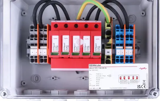 DEHN 900923 Generatorenanschlusskasten zum Schutz von 2 MPP-Eingängen, je 2 Strings