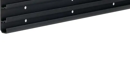 HAGER SL200711 tehalit Sockelleistenkanal-Unterteil 3 Kammern | schwarz | 20x70 mm