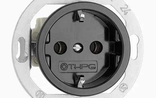 THPG 174024 SCHUKO-Steckdose Porzellan Standard | schwarz