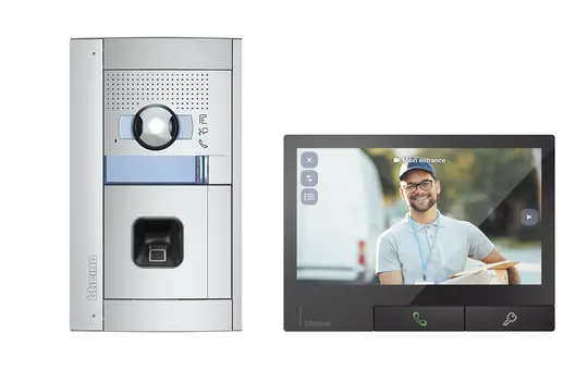 LEGRAND 905289 Flex One Video-Set SFERA Fingerprint, Classe300X Dark