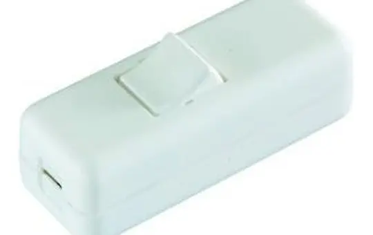 BACHMANN 924.052 Zwischenschalter Serie 8010 | weiß/weiß