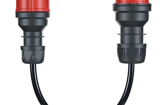 GO-E CH-04-32 Adapter Gemini flex 11 kW Adapter auf CEE rot 32 A