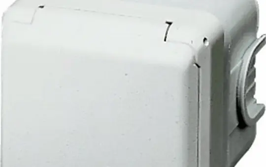 MENNEKES 4245 Cepex-Unterputzsteckdose 32 A, 5-polig, 400 V | reinweiß