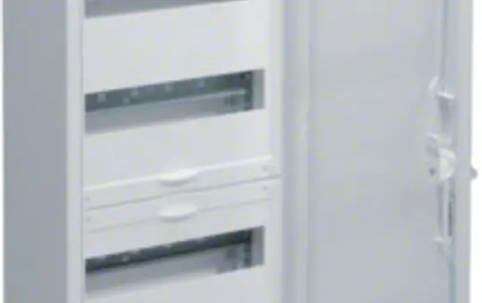 HAGER FWB71S Feldverteiler IP44 mit Klemmen 1 Feld | 1100 mm