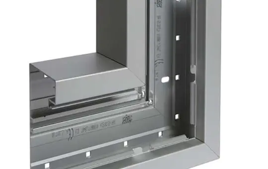 HAGER BRA651305ELN tehalit Brüstungskanal-Flachwinkel 80 mm, Aluminium | aluminium eloxiert | 70x130 mm