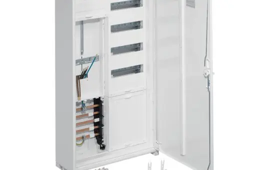 HAGER ZB323Q15EN Komplettschrank 2 Felder, 1 ZP, APZ (Region Südwest) | 1100 mm