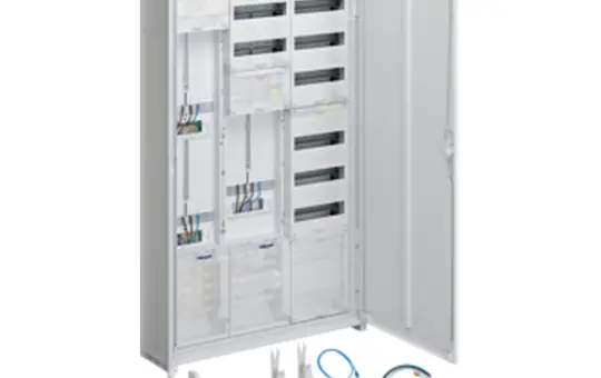 HAGER ZB533M28C Komplettschrank 3 Felder, 2 ZP + 1 SG, APZ VT7 für Wärmep. | 1100 mm