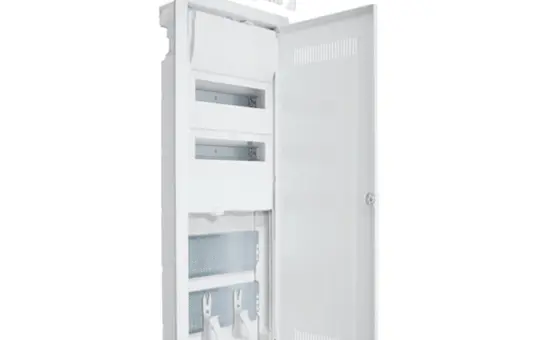 HAGER VH602WWH Volta.Hybrid HW 24 PLE, 2 Montageplatten mit Steckdose und Tür