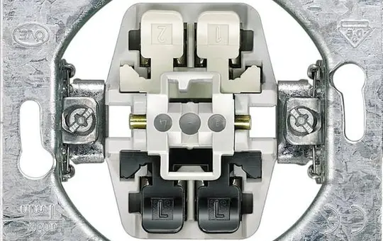 SIEMENS 5TA2112 Wippschalter Ausschalter, 2-polig
