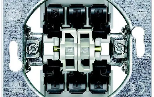 SIEMENS 5TA2118 Wippschalter Wechsel-/Wechselschalter