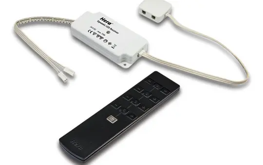 HERA 61500050532 Dynamic Controller Funk 75 W 4-fach, 4-Kanal-Fernbedienung