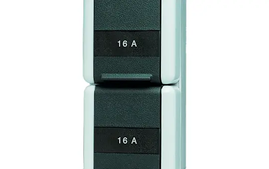 JUNG 8220NAW SCHUKO-Steckdose, Beschr. Serie WG 800 2-fach, waagerecht