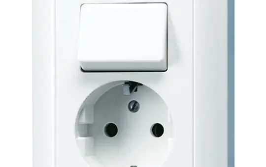 JUNG AS5576UWW SCHUKO-Steckdose komplett AS Wechselschalter | alpinweiß