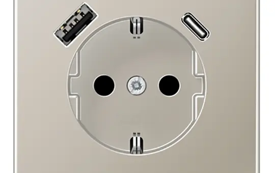 JUNG ES1520-15CA SCHUKO-Steckdose LS USB-A/C, 3,0 A | edelstahl