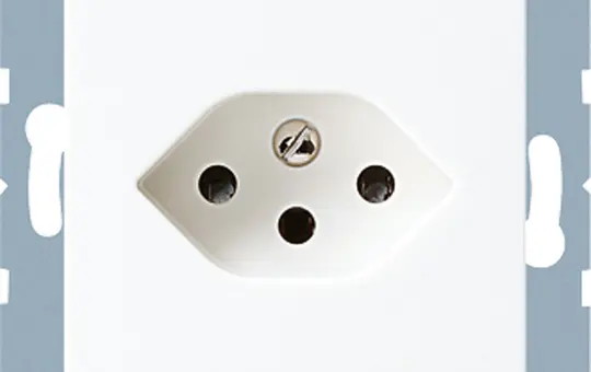 JUNG A1520-13BFSEVWW internationale Steckdose A/AS CH | alpinweiß