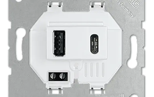 JUNG USB15CAWW USB-Ladegerät 15 W, USB-A & USB-C | alpinweiß