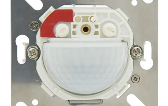 B.E.G. 92665 LUXOMAT Wand-Bewegungsmelder Indoor 180 Relais