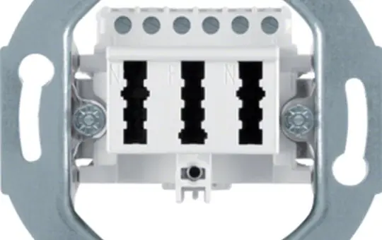 BERKER 450009 Telefondose Serie 1930 3 x 6/6 NFN | cremeweiß