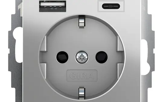GIRA 2459600 SCHUKO-Steckdose System 55 USB-A/C, Berührungsschutz | edelstahl lackiert