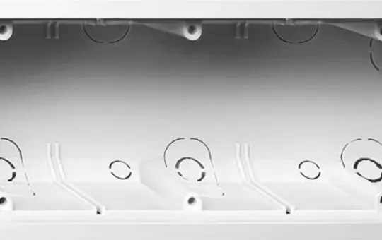 GIRA 289800 Gerätedose für flache Montag E2/E22 3-fach