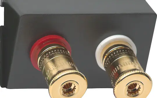 GIRA 009100 Datenhaubeneinsatz WBT +/-