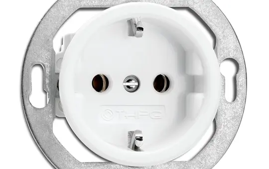 THPG 173068 SCHUKO-Steckdose Porzellan Berührungsschutz