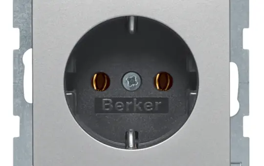BERKER 47436084 SCHUKO-Steckdose Q.1/Q.3 Standard | alu samt