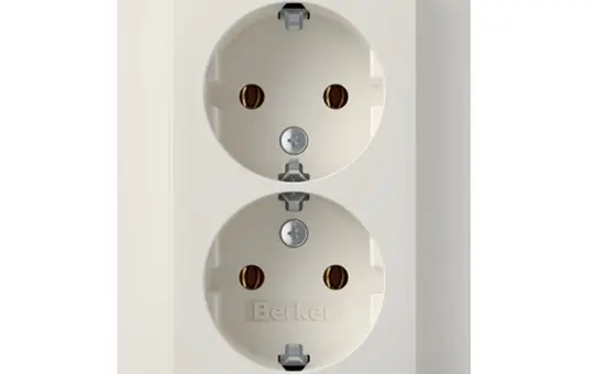 BERKER 47741909 SCHUKO-Steckdose komplett S.1/B.3/B.7 2-fach, senkrecht | polarweiß matt