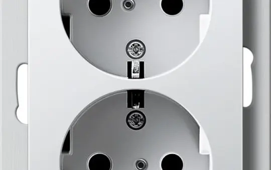 GIRA 273103 SCHUKO-Steckdose System 55 2-fach, für 1-fache UP-Dose | reinweiß glänzend