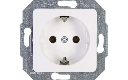 KOPP 113613087 SCHUKO-Steckdose EUROPA Standard | arktisweiß