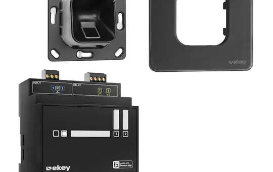 EKEY 203704 Fingerprint-Set xLine Unterputz Glas | schwarz