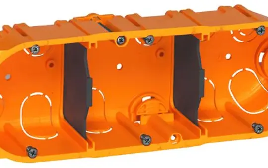 LEGRAND 080053 Hohlwanddose Batibox 3-fach | 50 mm