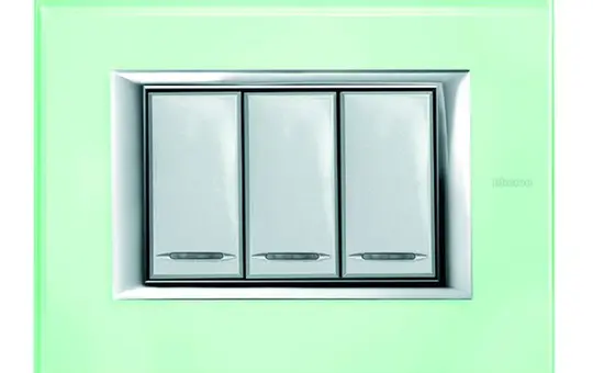 LEGRAND HA4803VKA Abdeckrahmen Axolute rechteckig 3 Module, kompakt | kristallglas