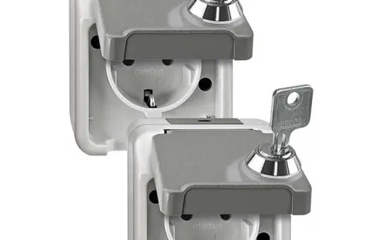 MERTEN MEG2418-8029 SCHUKO-Steckdose AQUASTAR 1-fach, Berührungsschutz, gl. Schloss, 2 Stück | lichtgrau