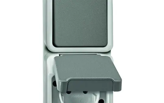 MERTEN MEG3494-8029 Aufputz-Kombination AQUASTAR 1-fach, Wechselschalter, Berührungsschutz | lichtgrau