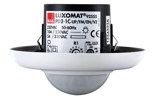 B.E.G. 92555 LUXOMAT Deckenpräsenzmelder PD2-M-1C Unterputz