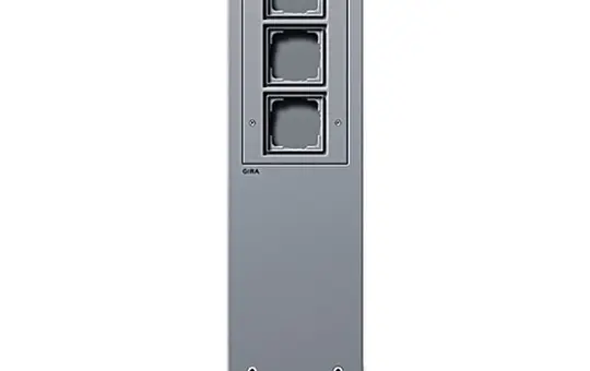 GIRA 134526 Energiesäule 3 Leereinheiten | alu | 491 mm