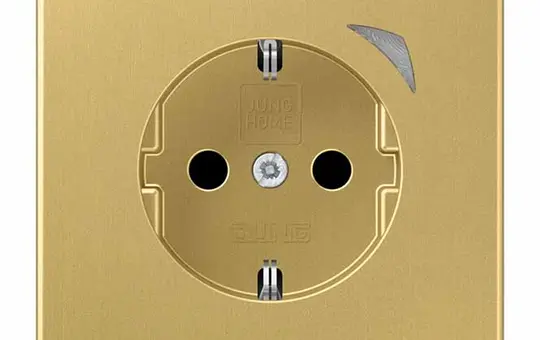 JUNG BTME1521SEC-L SCHUKO-Steckdose JUNG HOME Serie LS Strommessfunktion, Berührungsschutz | messing classic