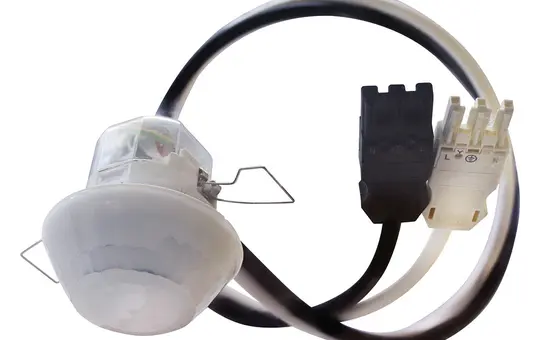 THEBEN LUXA 103 S360-100-28 WIN Präsenzmelder WINSTA, Erfassungsbereich 28 m