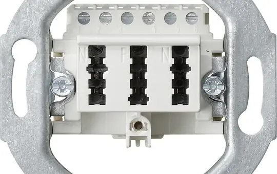 GIRA 003302 Telefondose 3 x 6 NFN | weiß