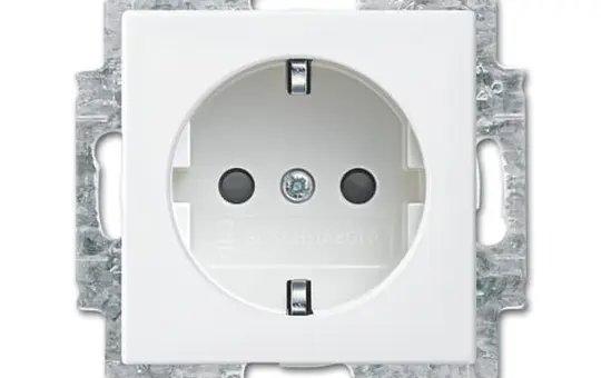 BUSCH-JAEGER 20 EURB-914 SCHUKO-Steckdose Balance Berührungsschutz, ohne Spreize | alpinweiß