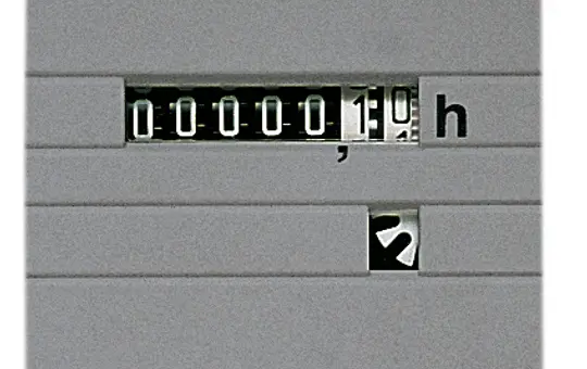 THEBEN BZ 142-1 Betriebsstundenzähler mit Synchronmotorantrieb, 50 Hz